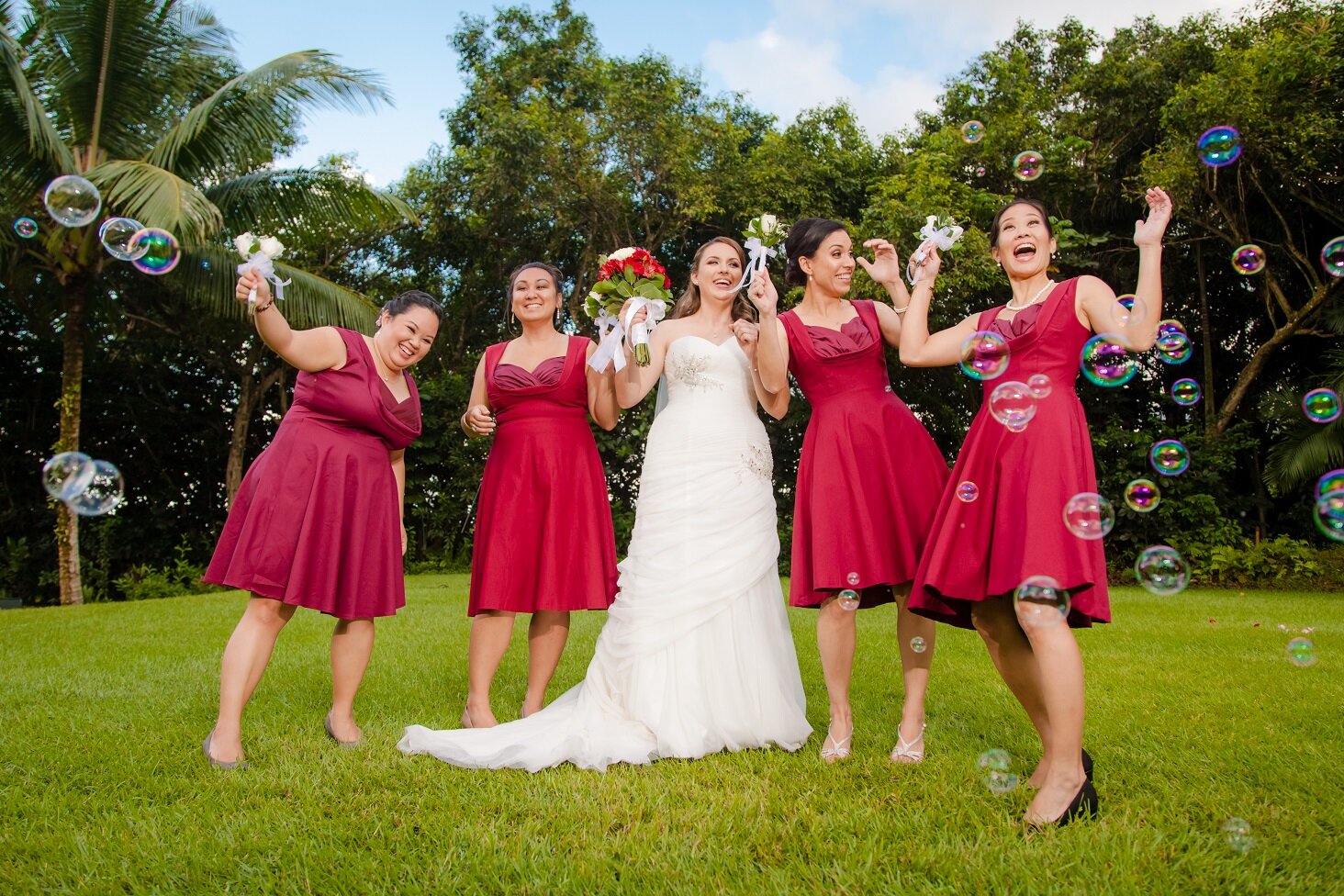 bridal party wedding celebration oahu hawaii