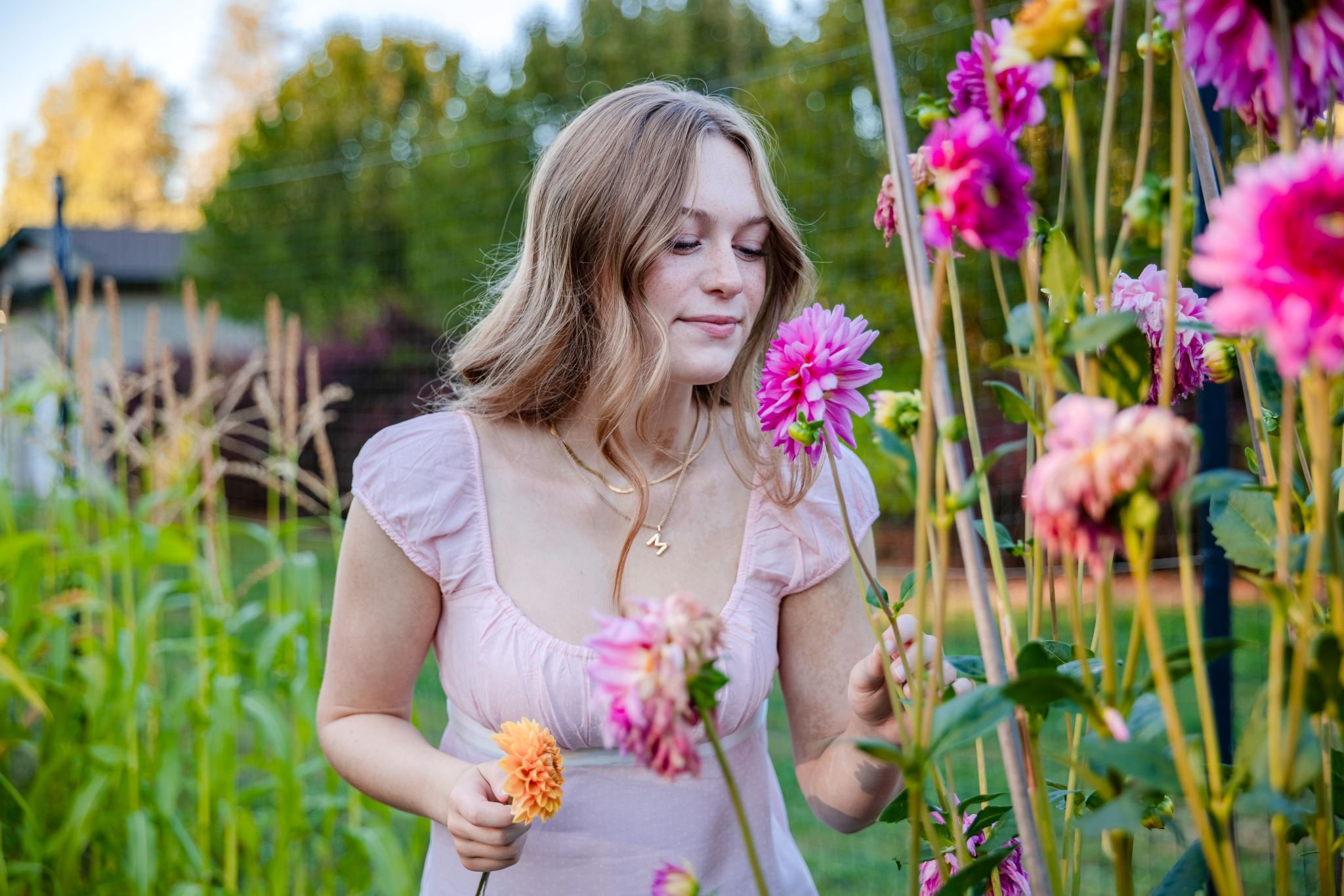 spokane senior portraits flowers