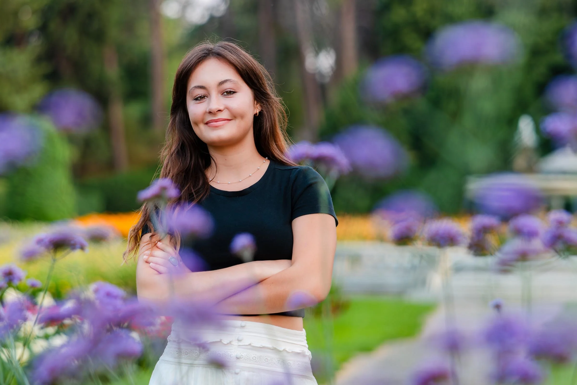 girl senior photos portrait spokane manito park flowers