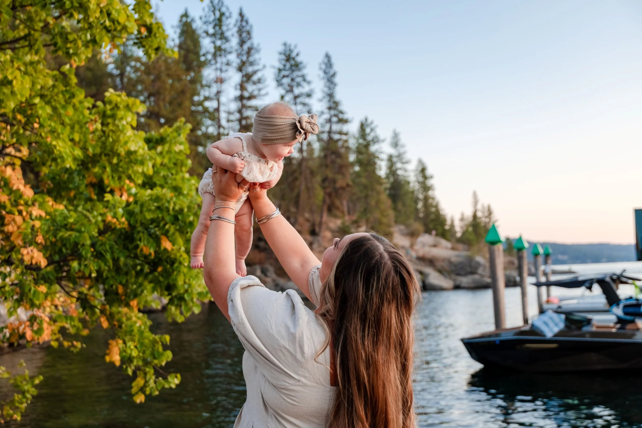 new baby coeur d'Alene family photographer