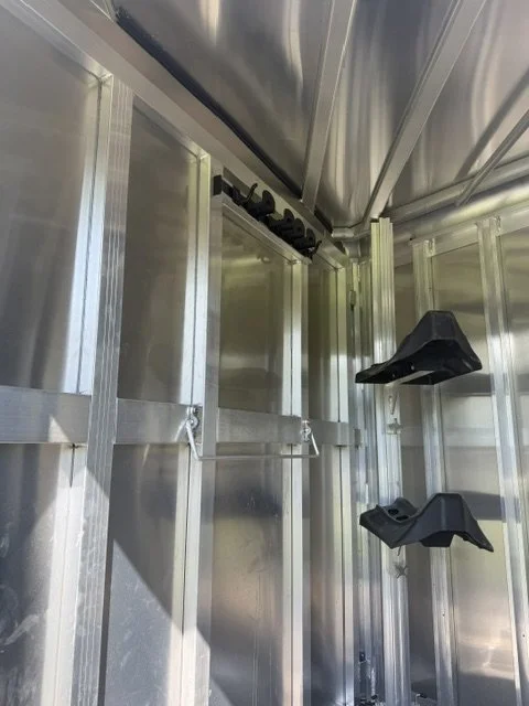 Horse trailer rental serving Stuart, Palm City and Martin County Florida
