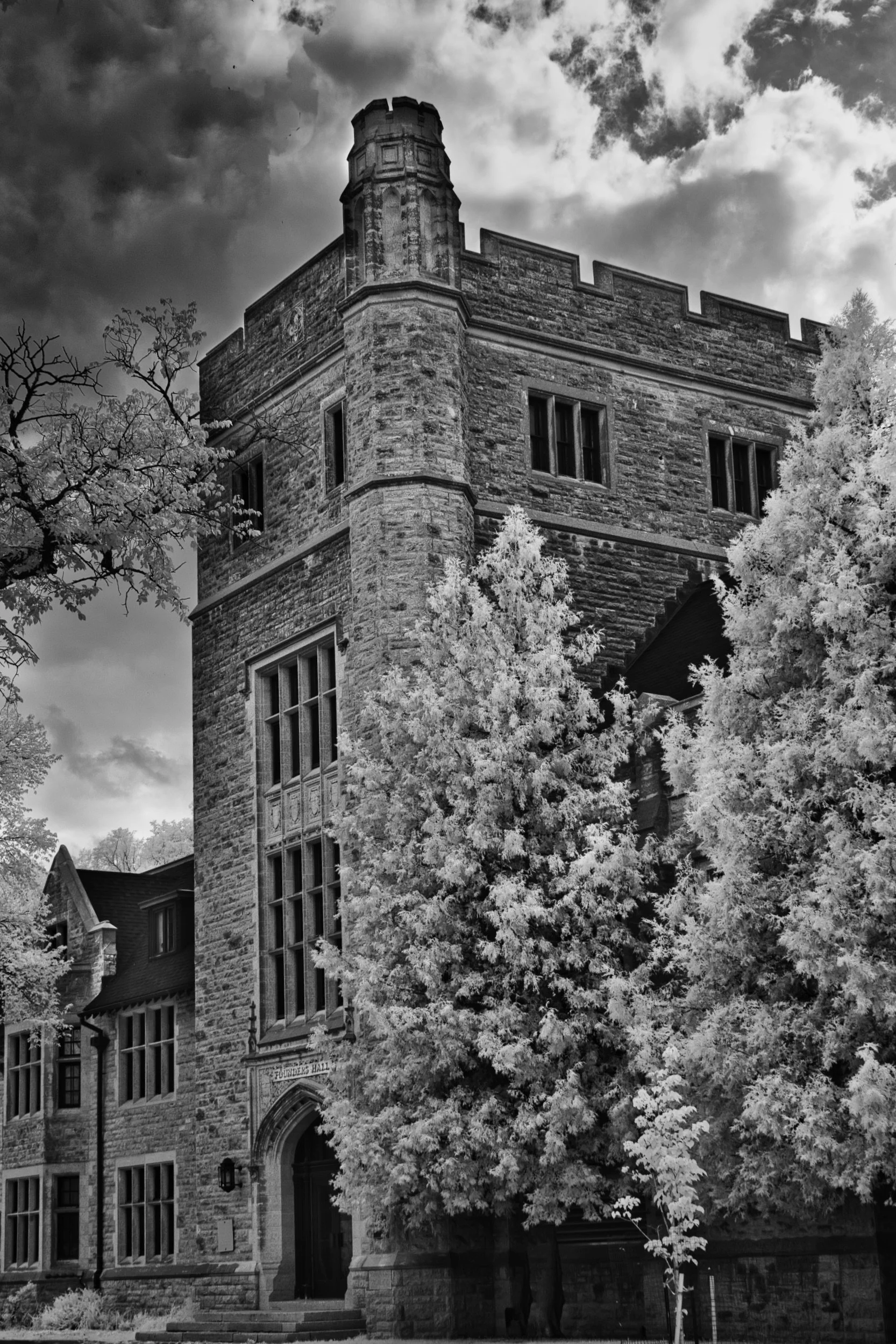 Built to Endure | Canadian Mennonite University, Winnipeg, Manitoba