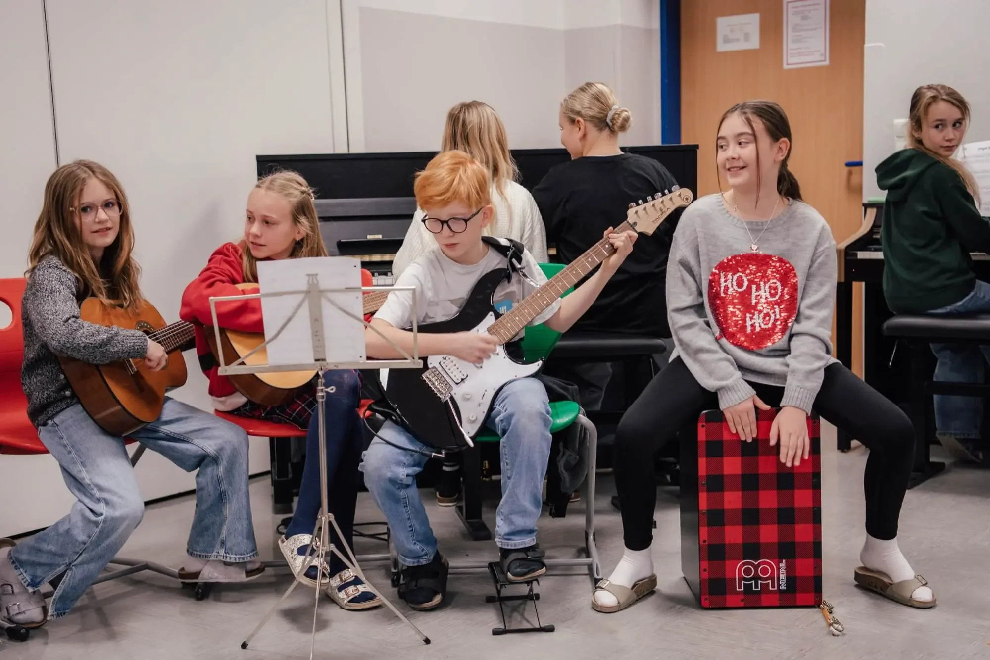Schüler:innen des Musikzweigs der MS Kirchberg