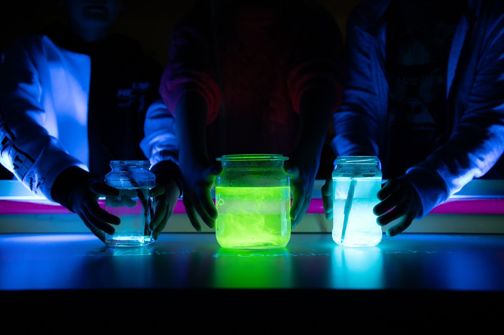Chemie Experiment im MINT-Zweig der MS Kirchberg an der Raab