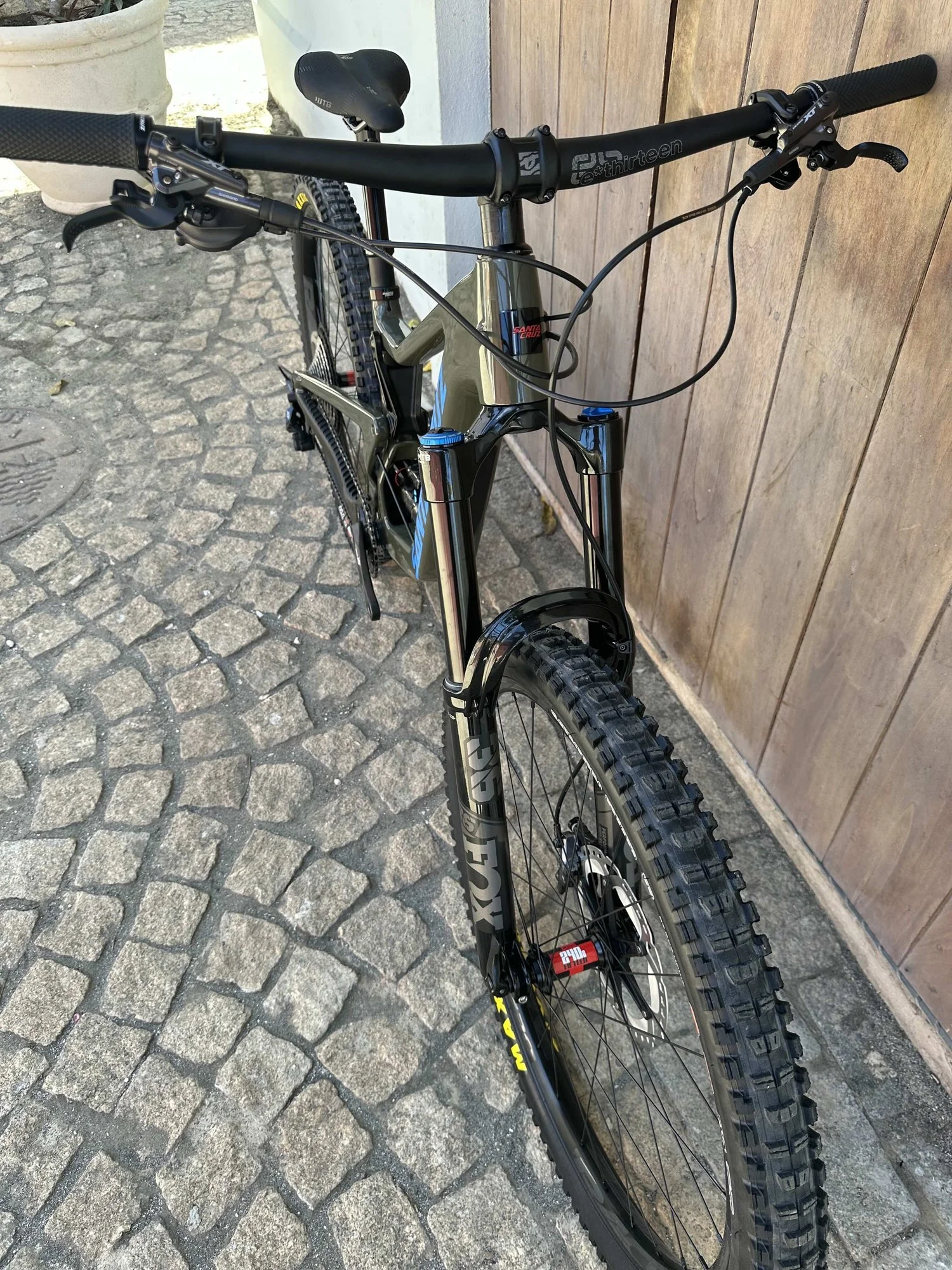 2025 Santa Cruz Bronson CC