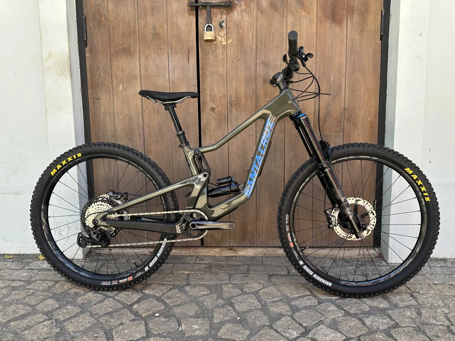 2025 Santa Cruz Bronson CC