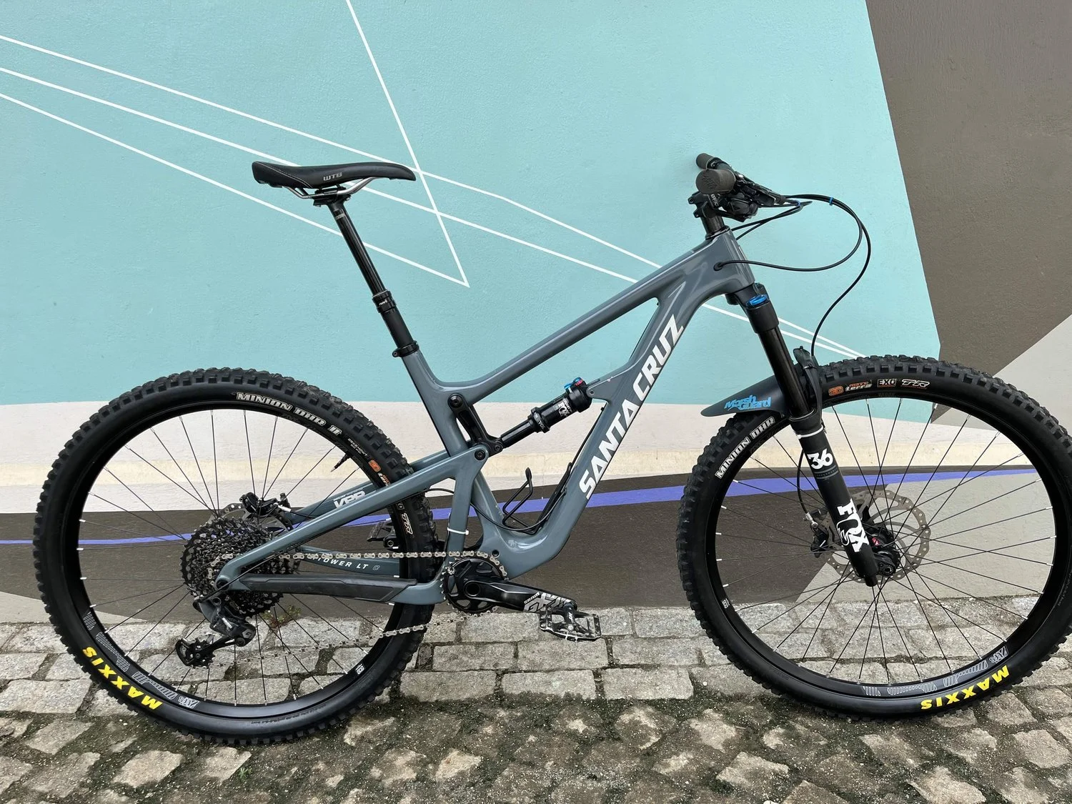 Santa Cruz Hightower C LT tamaño grande