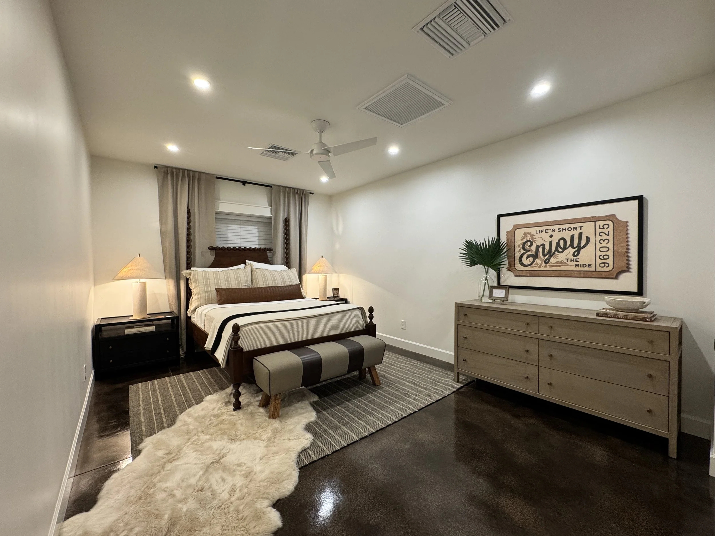Gilbert az, queen creek az, Bridal suite, Get ready, Wedding suite, Bridal party room, Western bridal shower, Western bridal room, wester rug, cow hide rug,