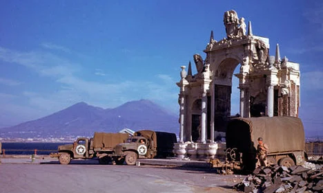  'Iniezione Reconstituenti' - From Naples '44