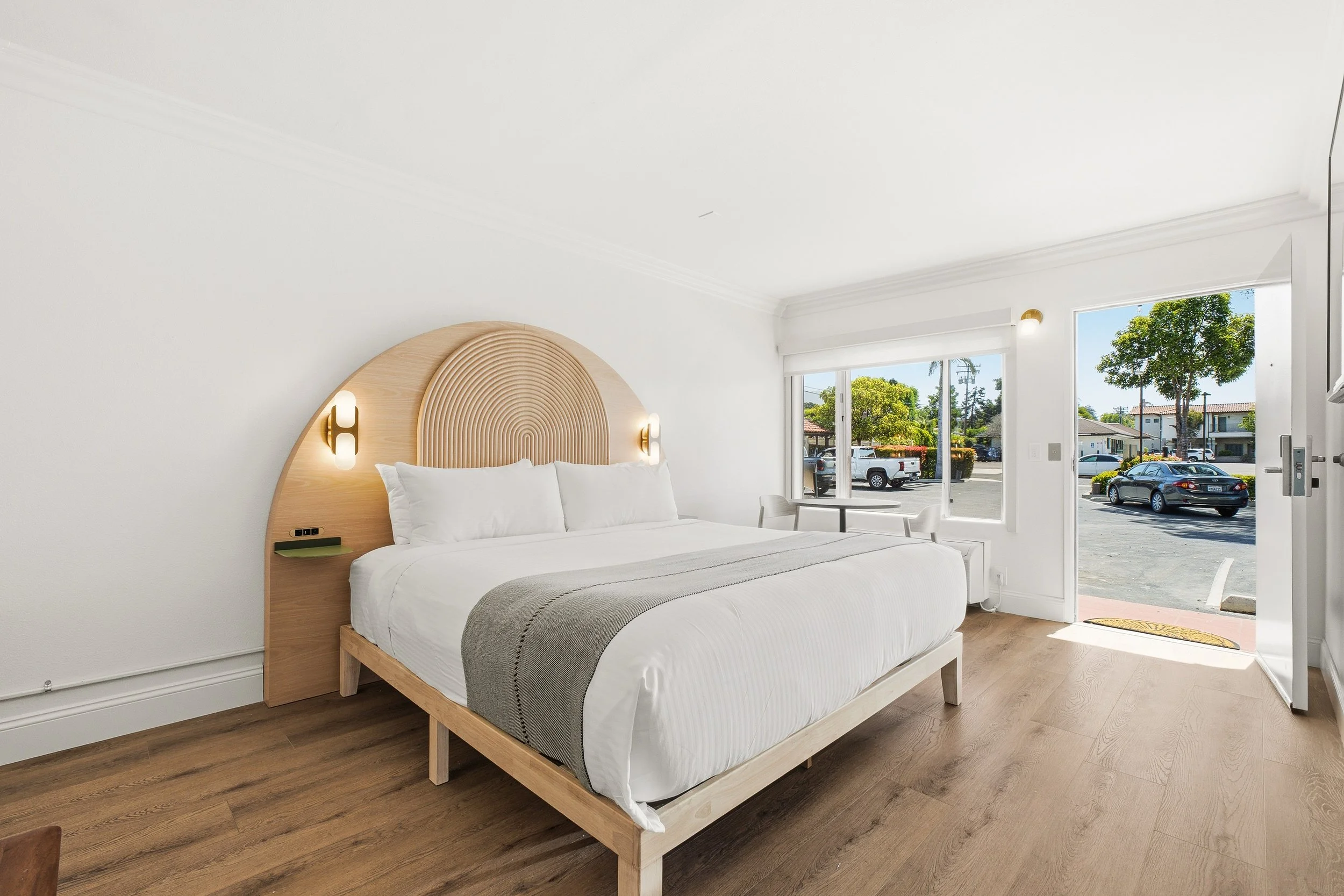 King ADA Room - Renovated