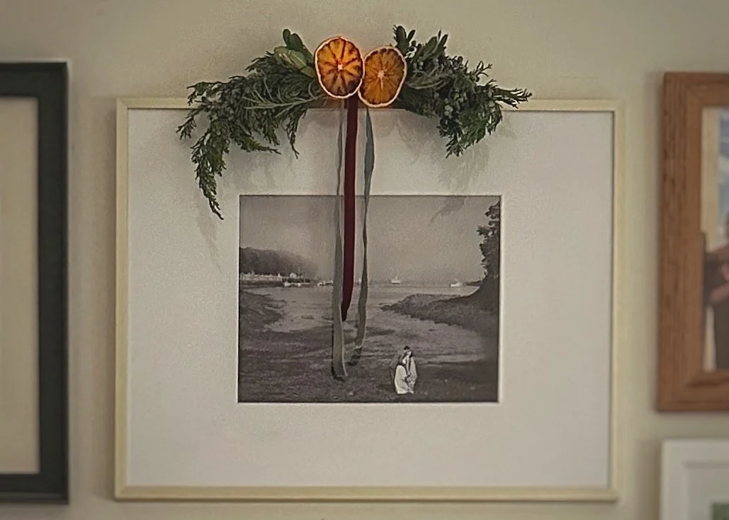 _WEB-ONLY_small-space_framed-art-orange-slice-swag_DETAIL.jpg
