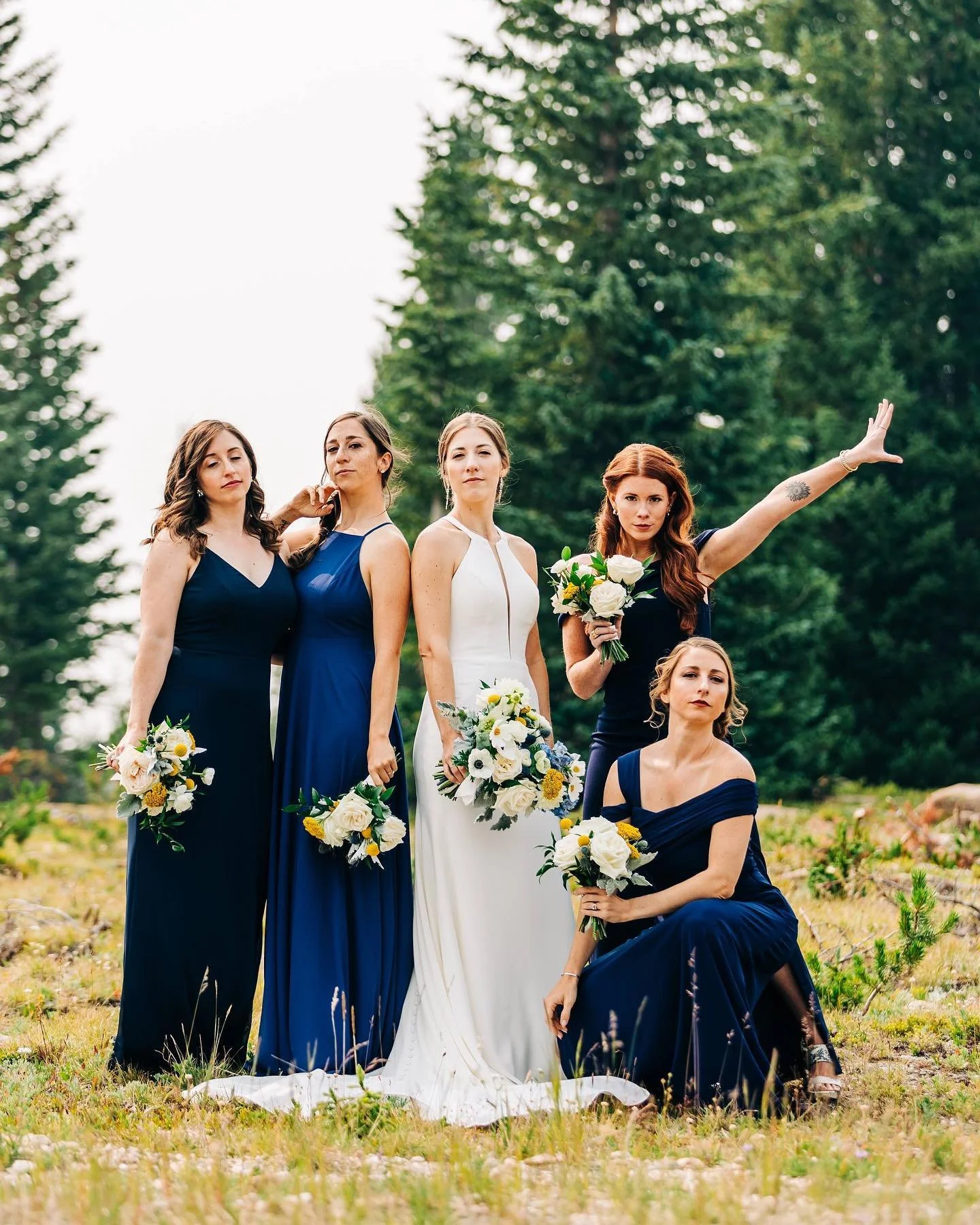 For the besties! Is anyone celebrating a &lsquo;friendsgiving&rsquo; before Thanksgiving? 

Photo: @sheamcgrathphotography 
H&amp;MU: @hdhairandmakeup 
Bride: @sarah_jane_rev 
Florist: @beetandyarrow 

#bestfriends #bride #bridesmaids #weddinghair #w