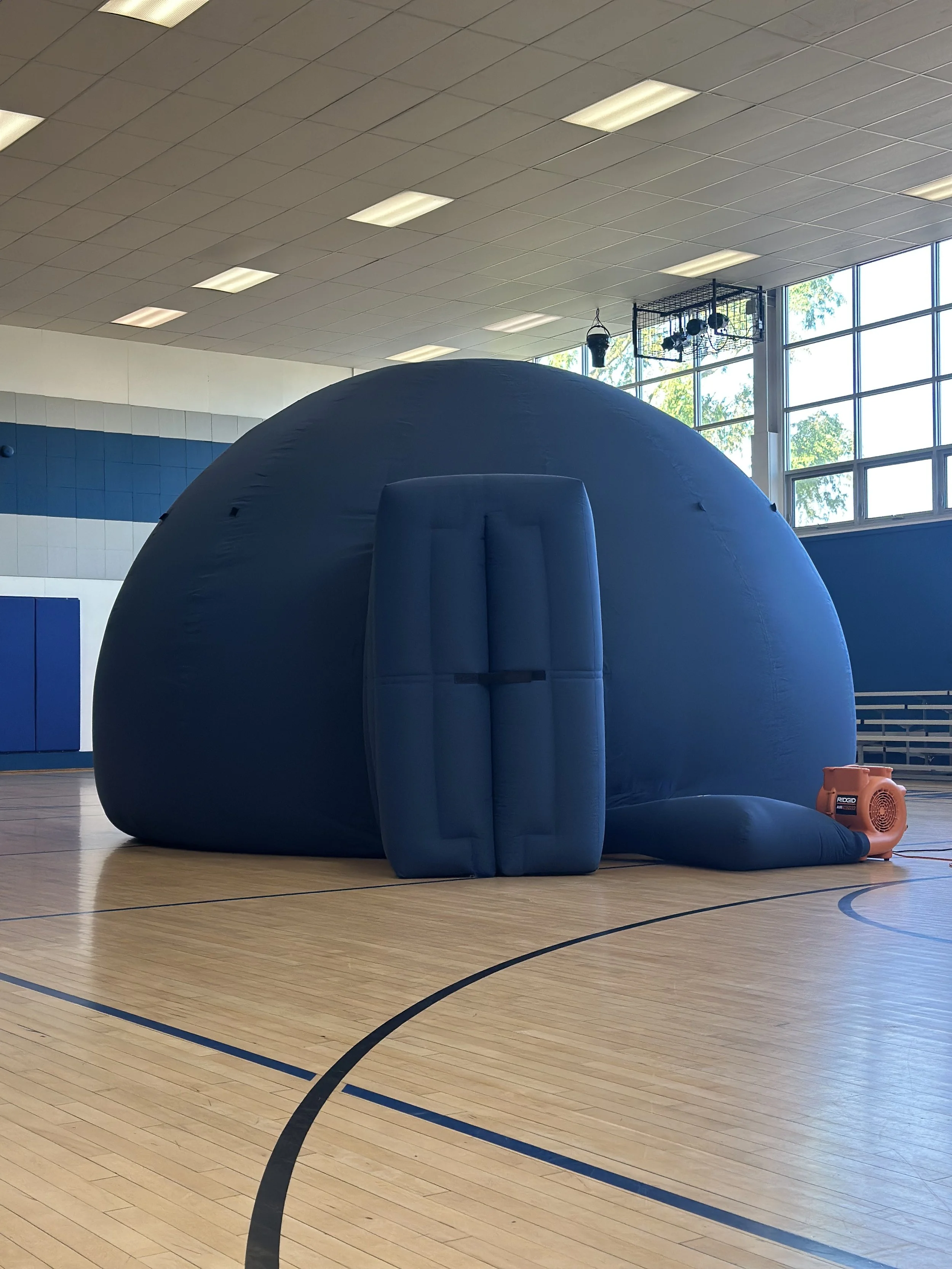 Immersive Cosmic Experiences