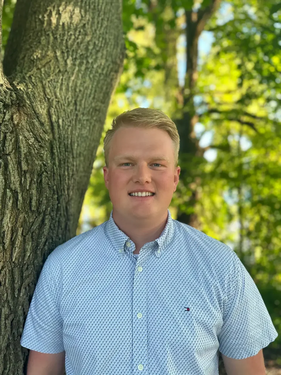 Devon Linssen, researcher & contributor to Maybe Life Hurts
