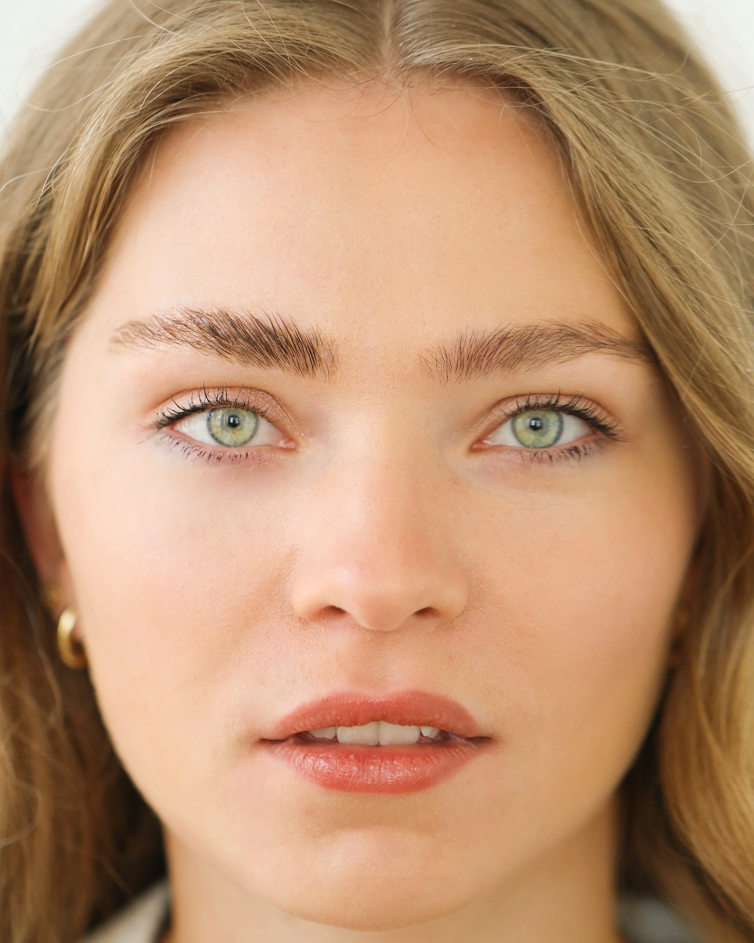 Fundaebeauty-lamibrows-gel-02.JPG