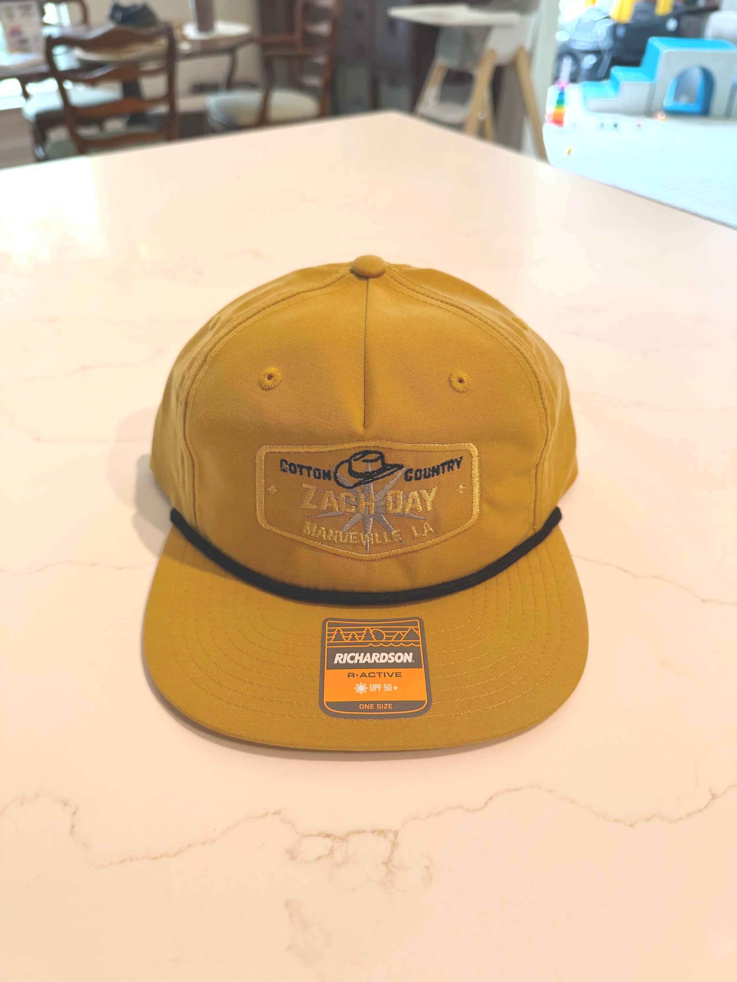 Gold Zach Day Cap with rope