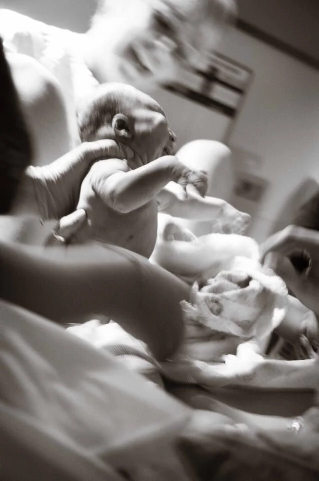 Pregnancy is Cool, But I’m Terrified of Giving Birth: What Actually Helps When Labor Feels Scary
