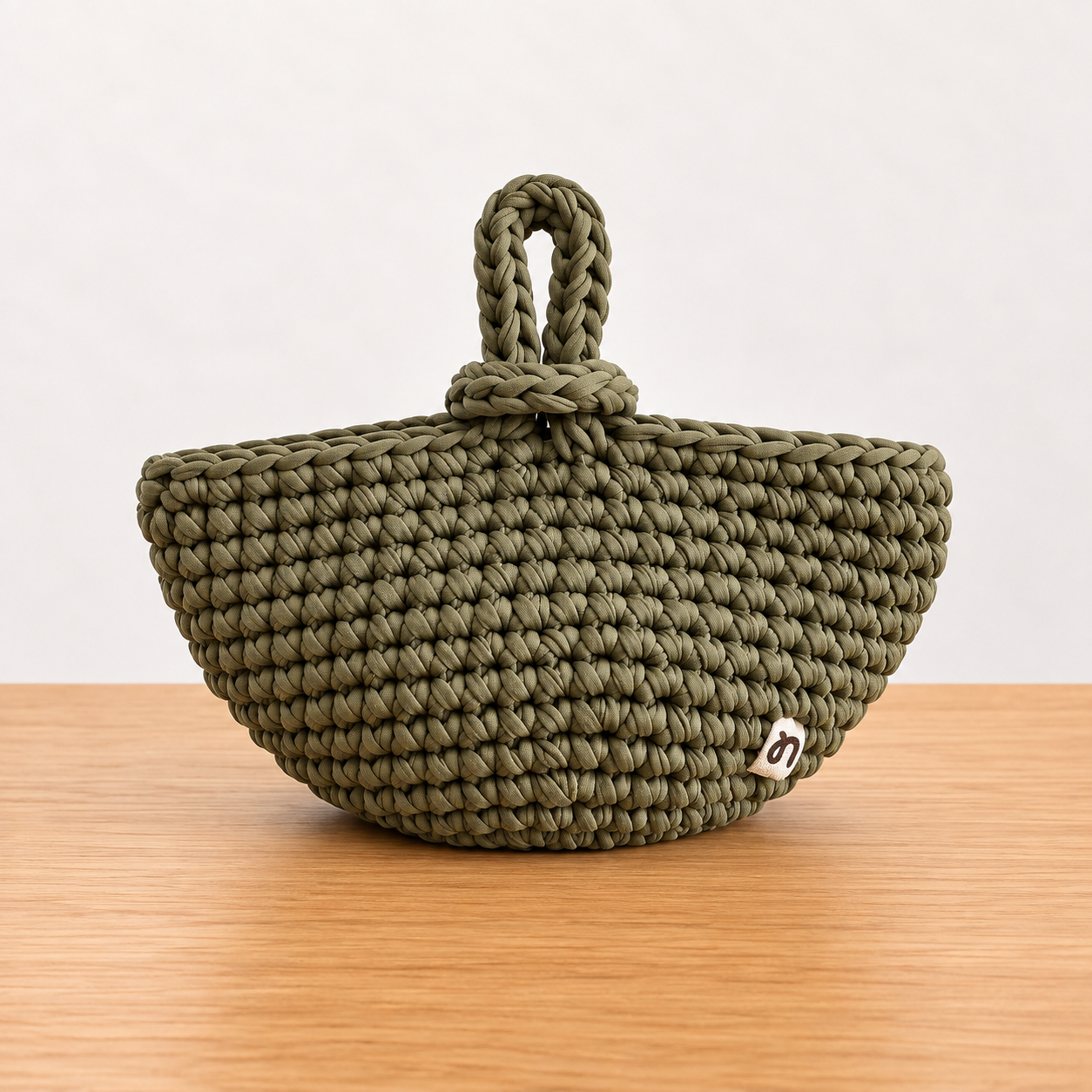 Mezzaluna  - Olive.png