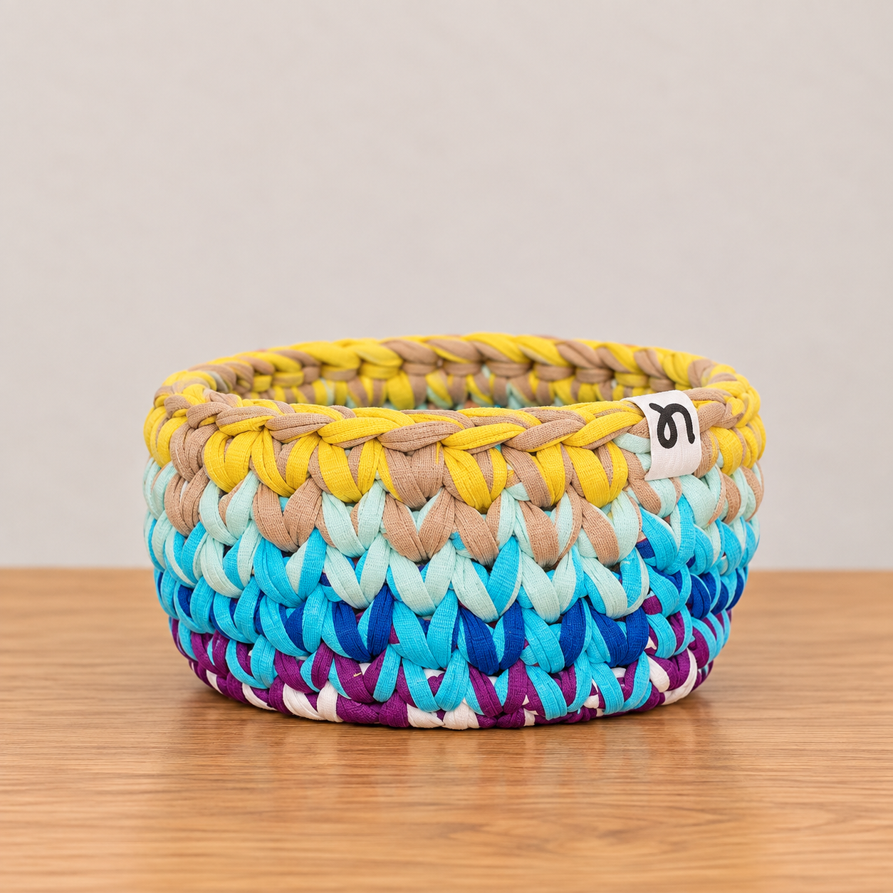 coriandoli - small basket - 001