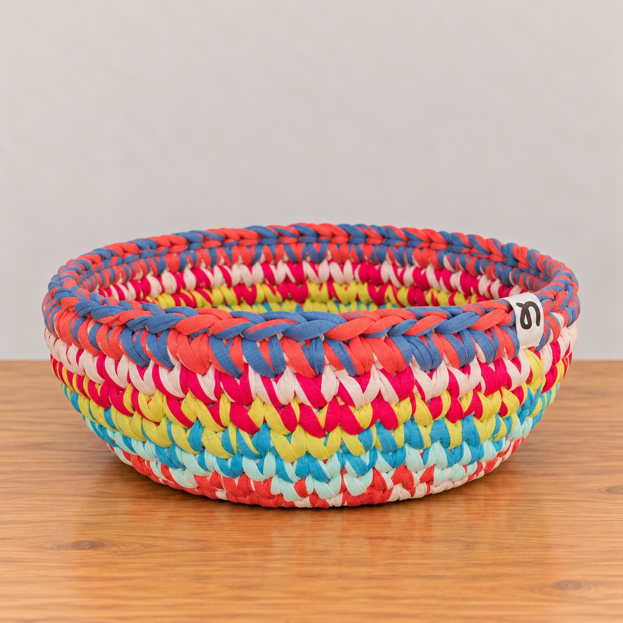 coriandoli - large basket - 001