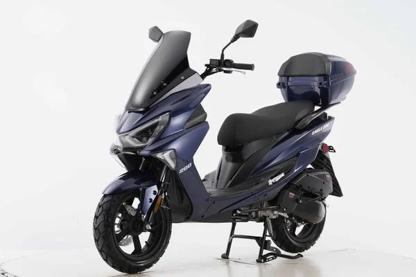 EAGLE 200 BLUE.jpg