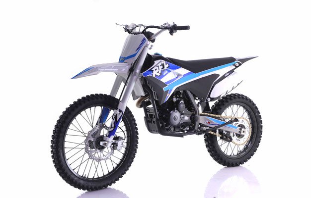 THUNDER 250 BLUE.jpg