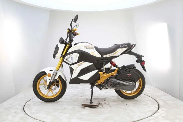 VTR SIDE.jpg
