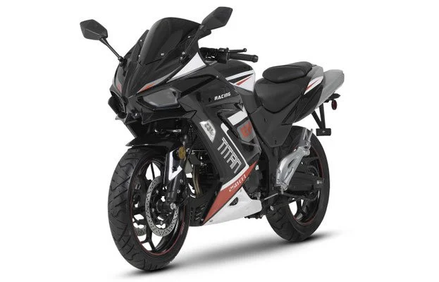 tITAN 250 efi bLACK.jpg