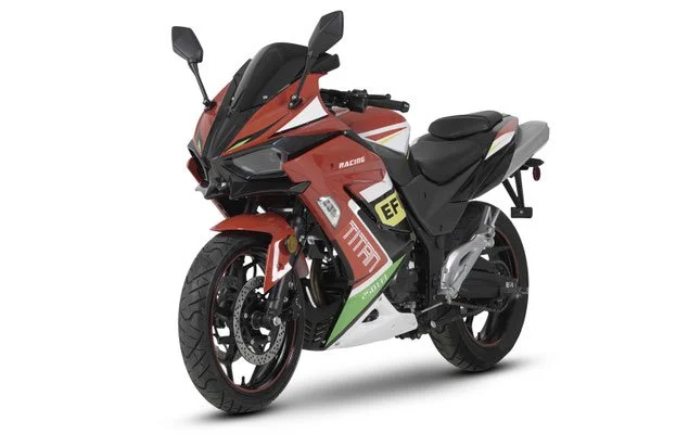 TITAN 250 EFI RED.jpg