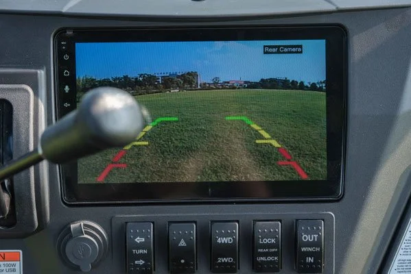 VICTORY 450 BACKUP CAMERA.jpg