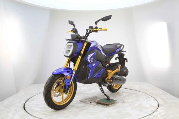 VTR 200 BLUE.jpg