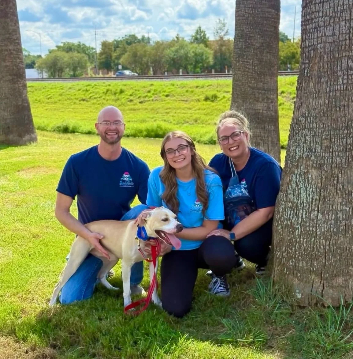 A little love goes a long way. 🐾💙 

Our BarkSuds Sugar Land family was happy to join the @slspacecowboys with @sugarlandanimalservices and fellow vendors for a Thursday spent giving shelter pups love, walks, and attention!

We love being part of a 