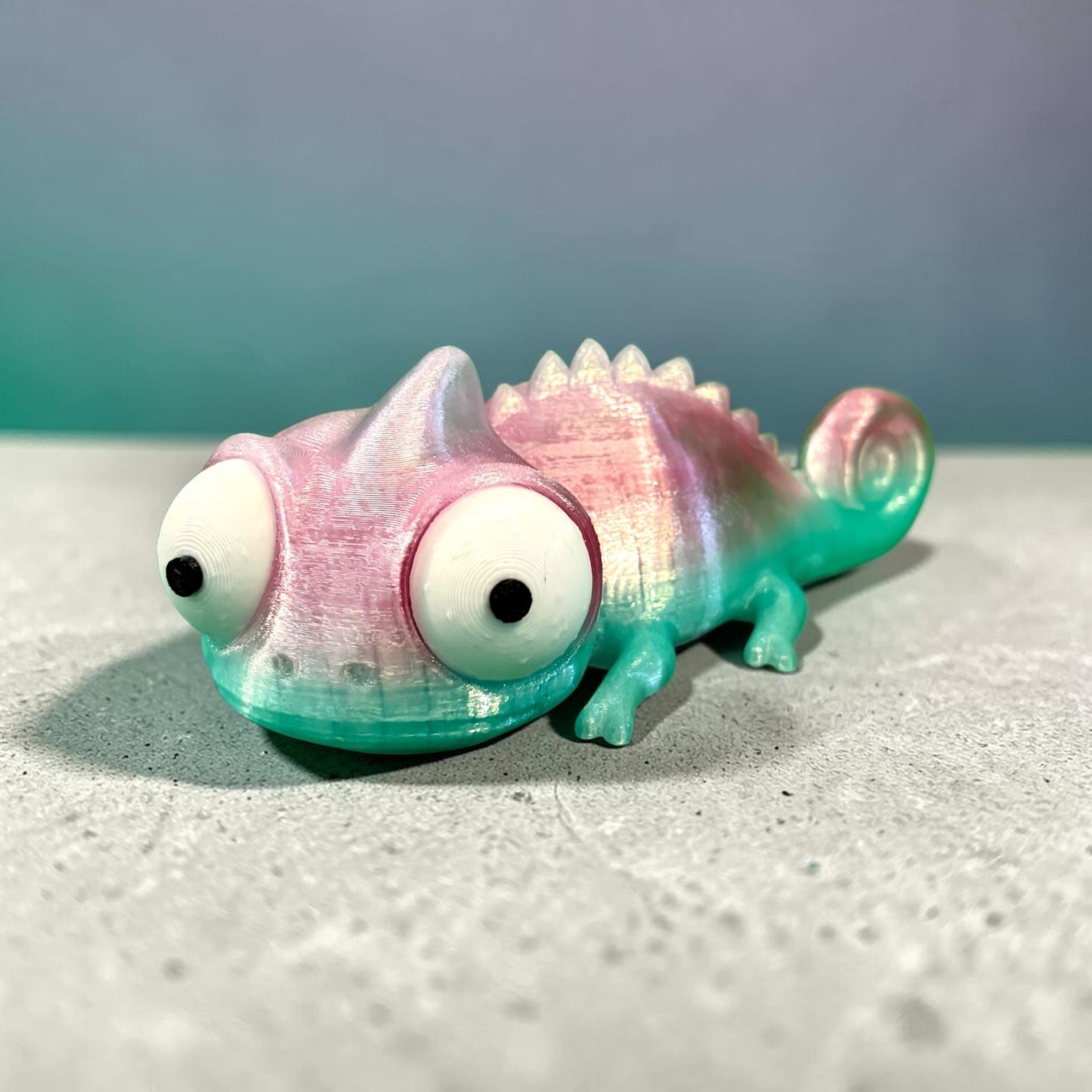 bingo-the-goofy-eyed-lizard-1.jpg
