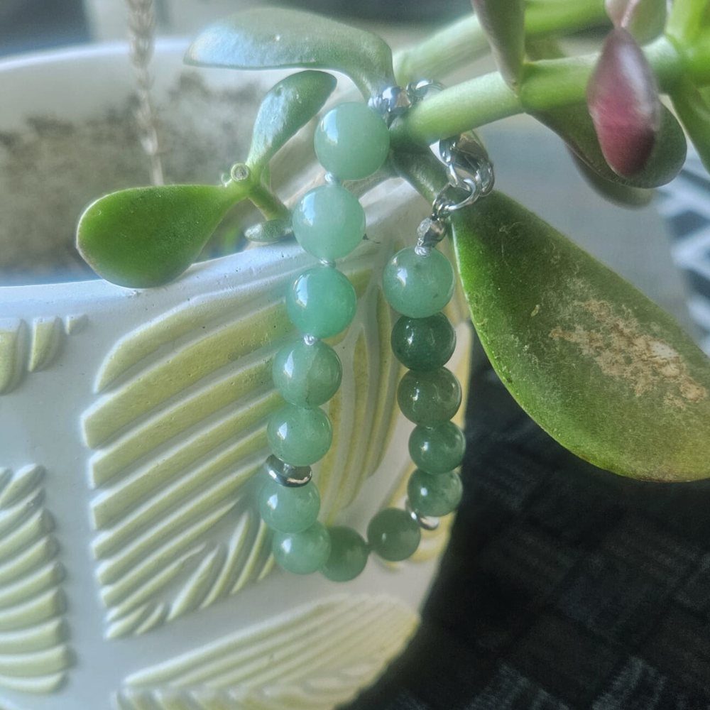 Green-Aventurine_8-mm_with_Stainless-Steel_Accents_Stone-of-Opportunity_3.png
