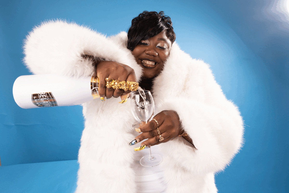 RUE Pour It Up.gif