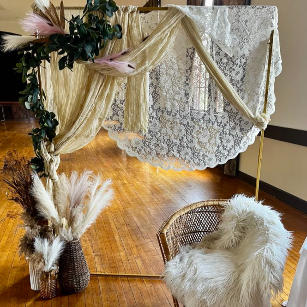 Golden Rectangular Backdrop Stand