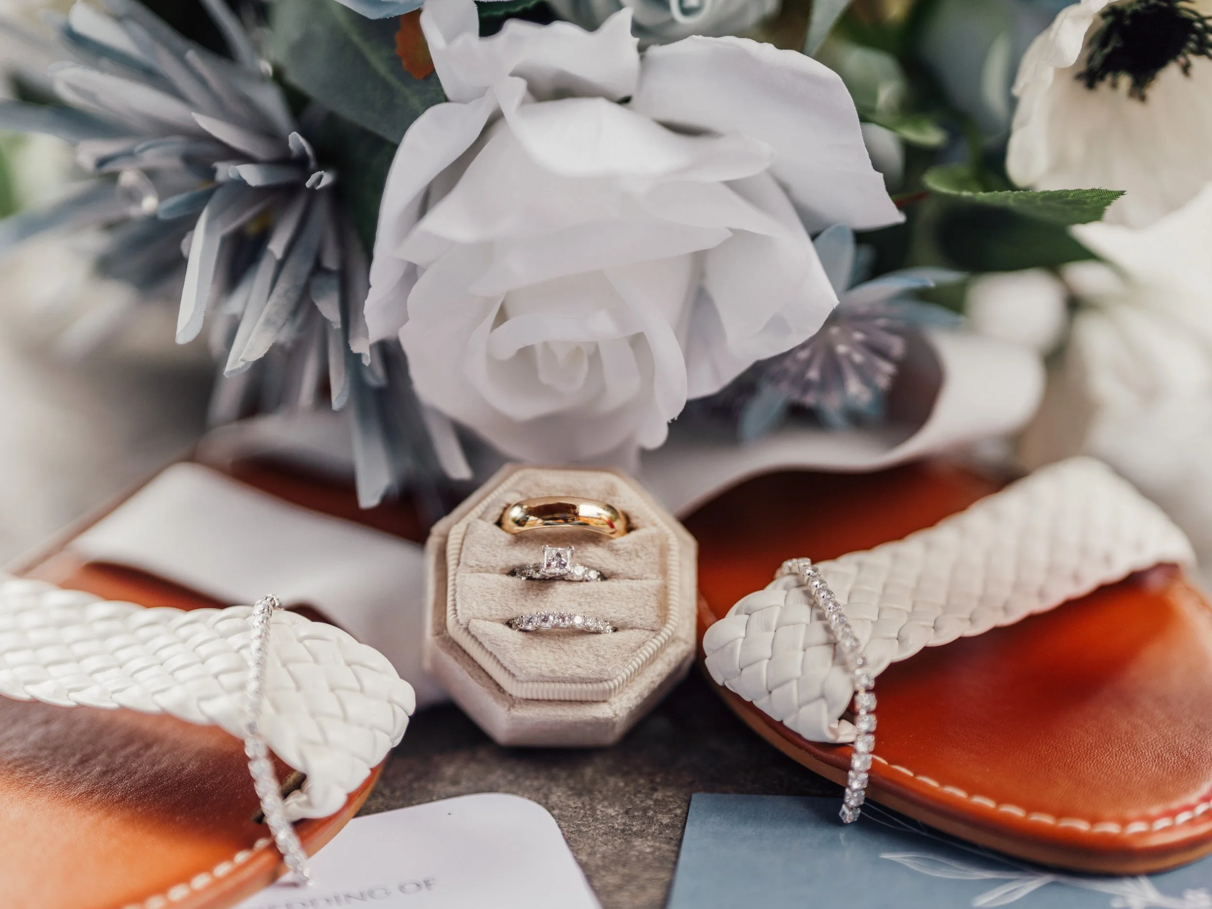 Beige Ring Box