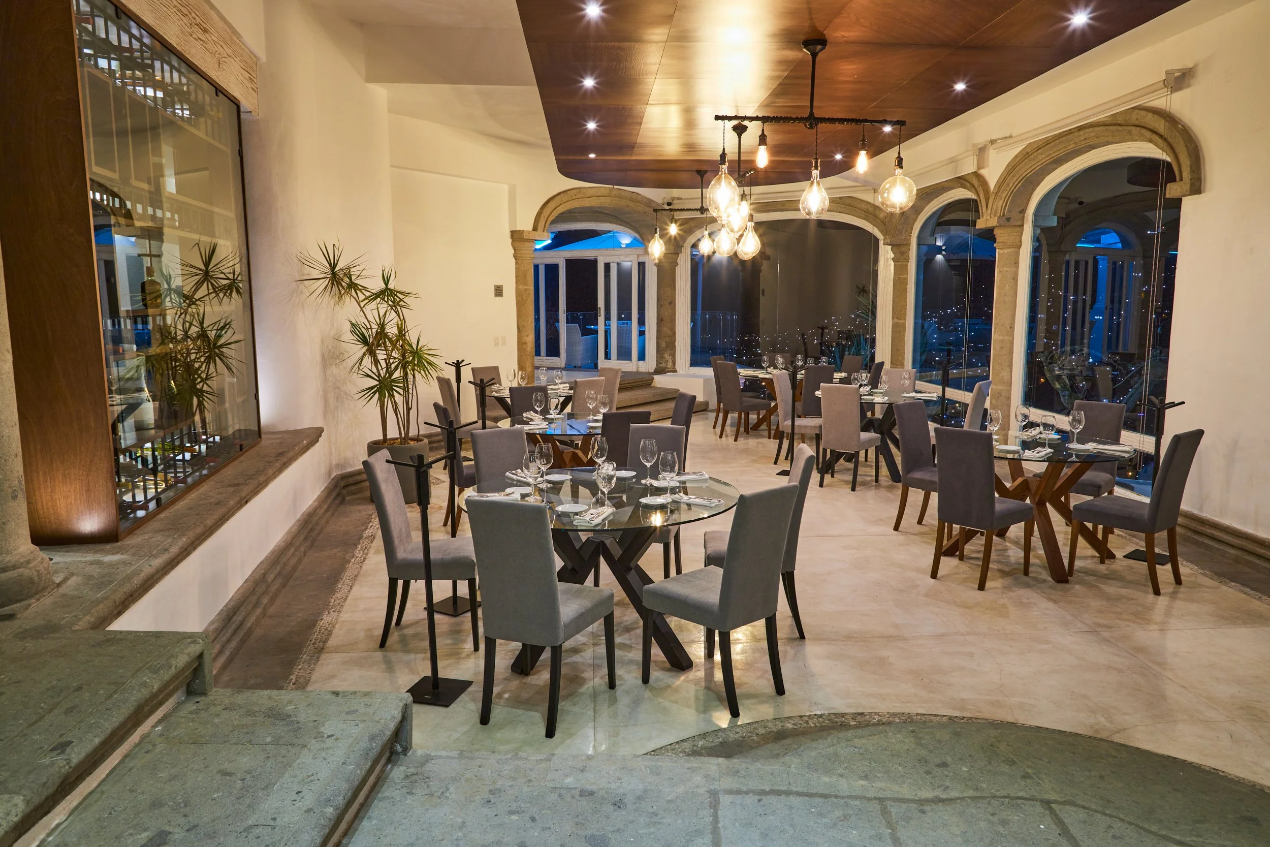Restaurant_15.jpg