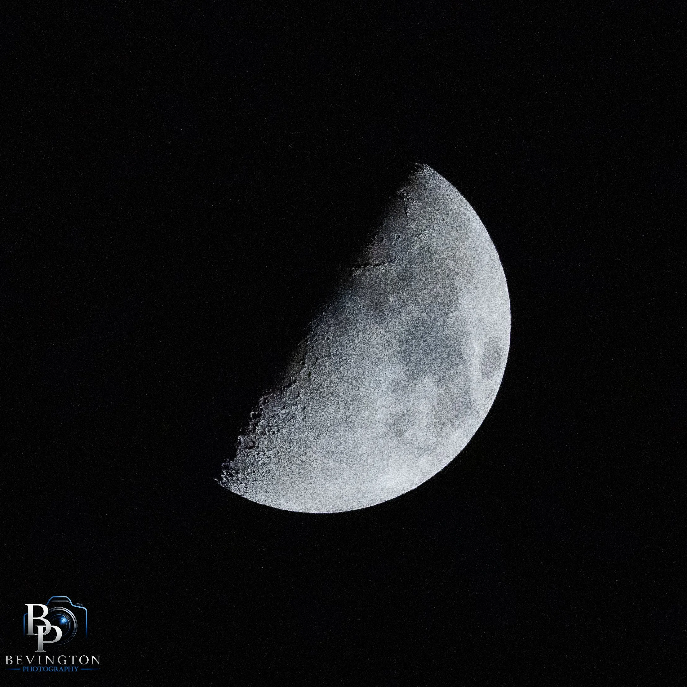 Half Moon, Az '26