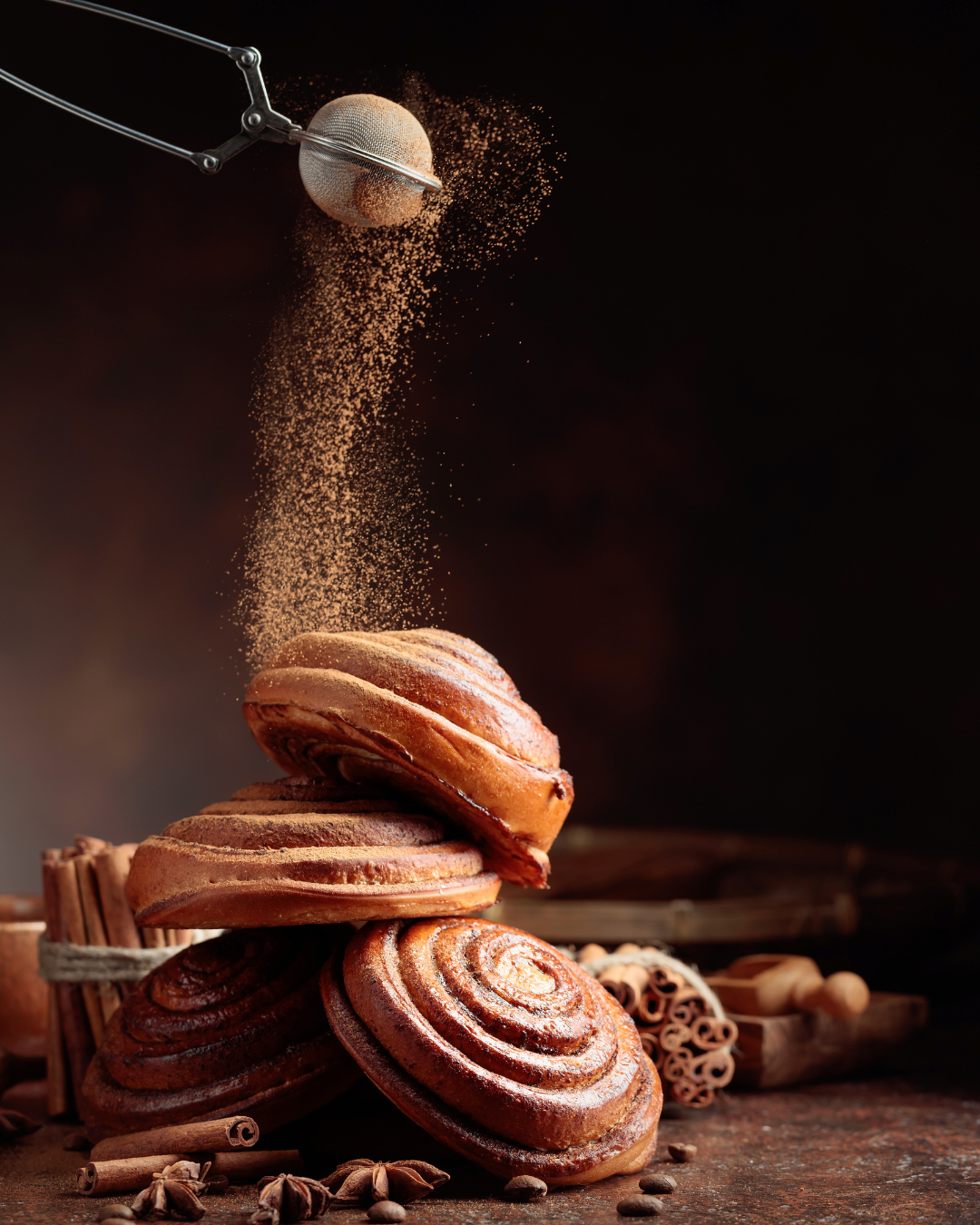 Flour and powder dusters for baking.