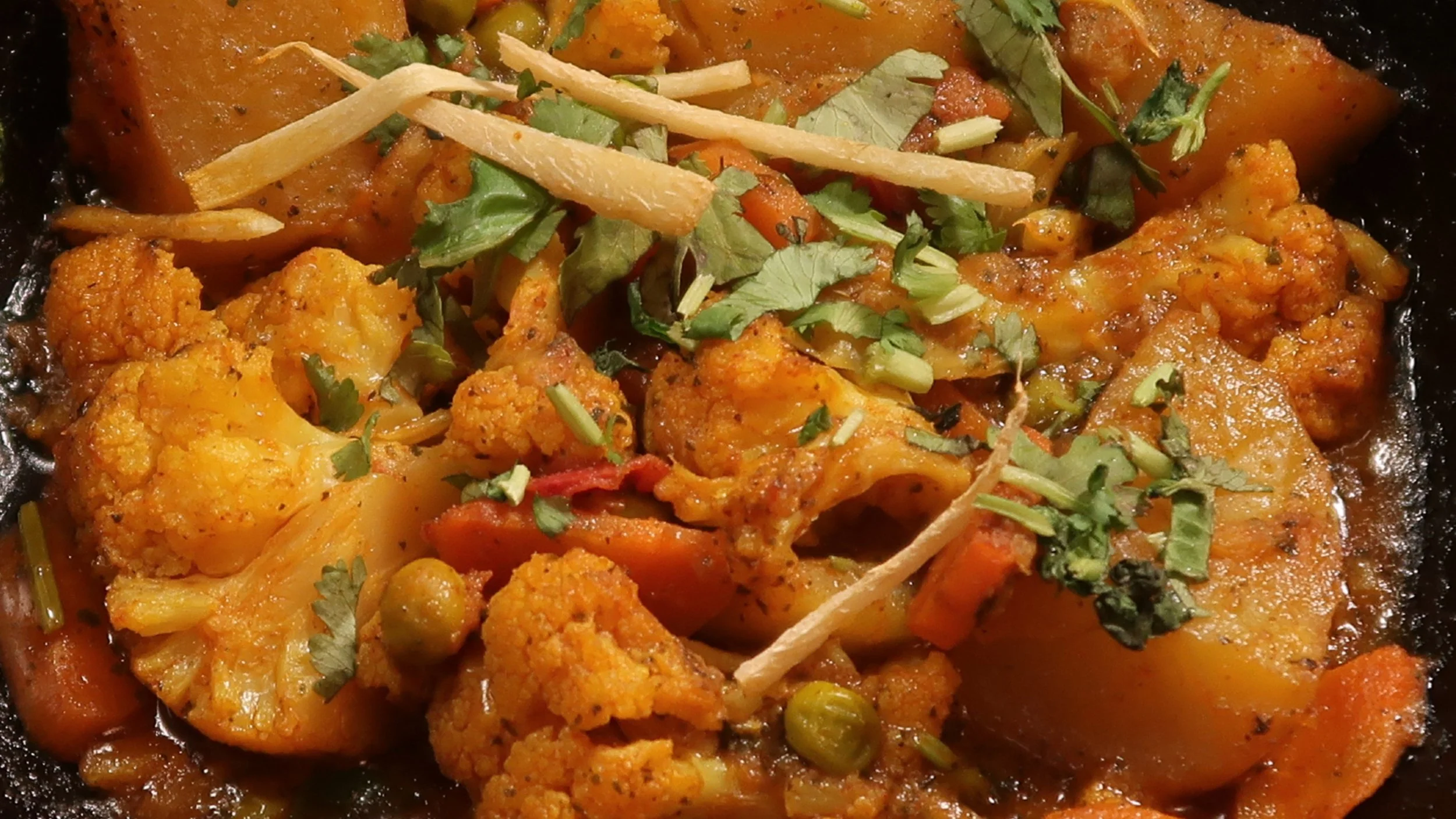 Mixed Vegetables | Fresh, organic vegetables cooked in our traditional herbs and spices.