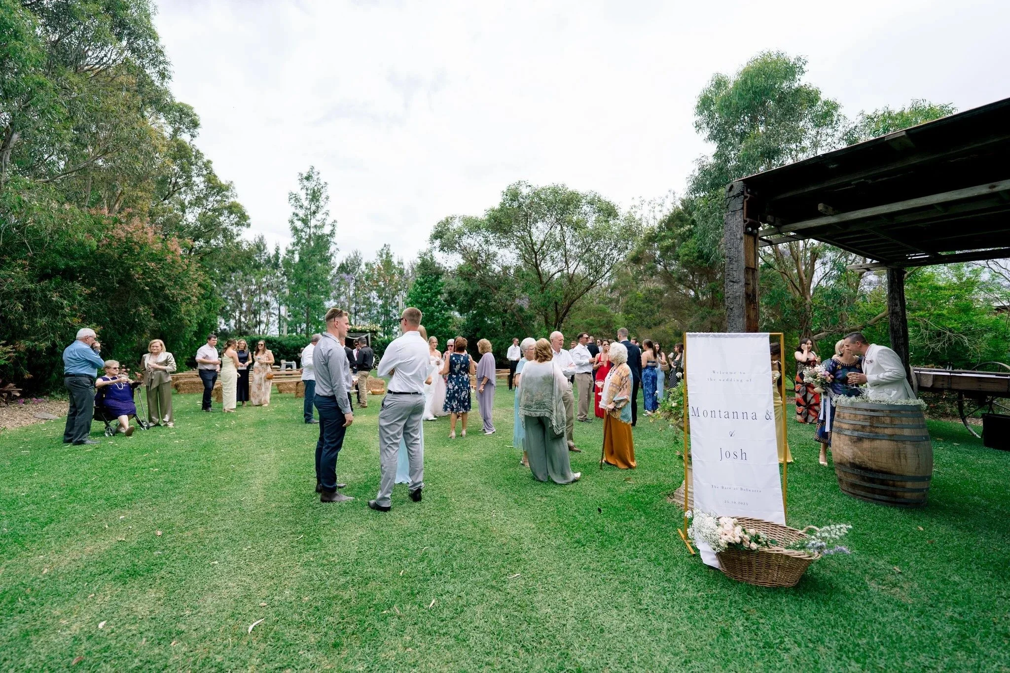 HBW Featured Wedding (Low Res)-25.jpg