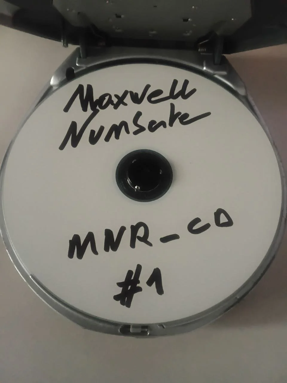 Maxwell Numberten Album #1