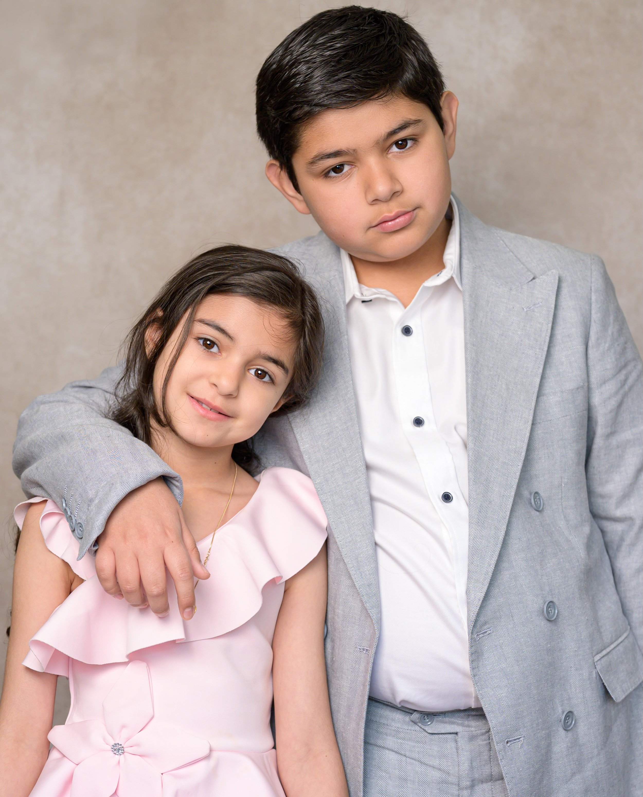Philip's special confirmation day was beautifully captured in a portrait session before church, making for a memorable start to the celebration. 

#portrait #dublinphotographer