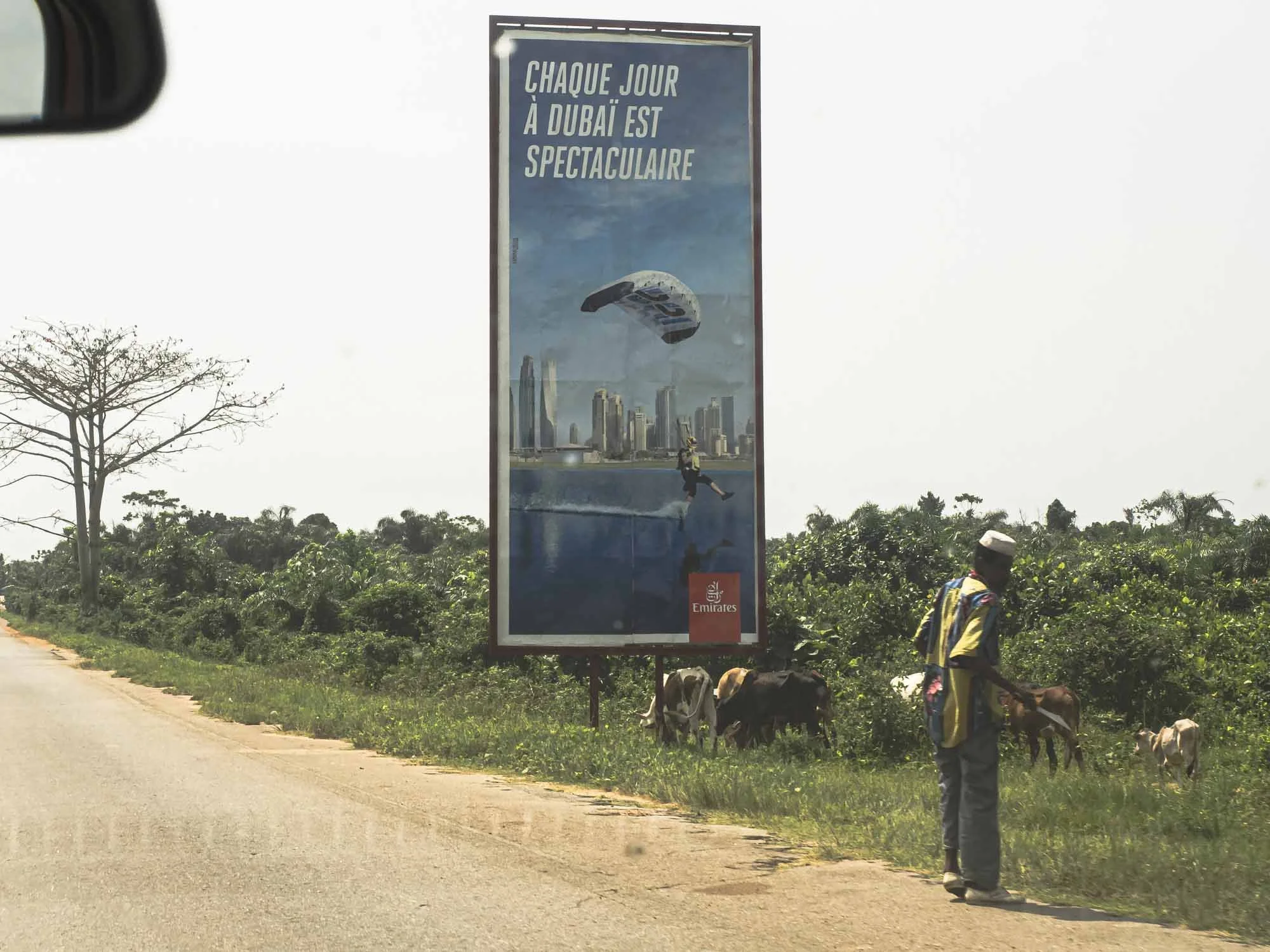Dissonances dans les rues d’Abidjan © Catherine Lin 2020 (extrait)