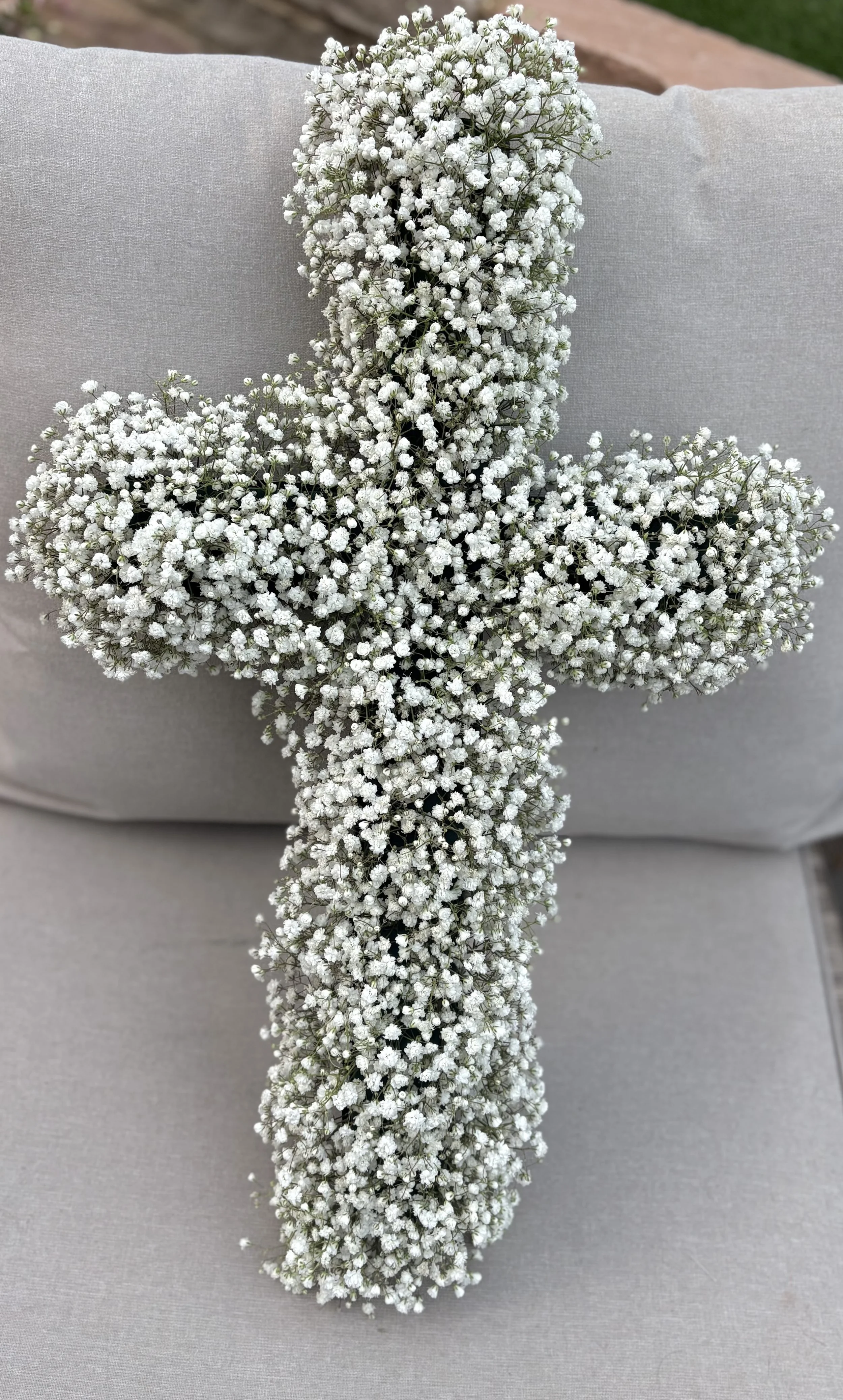 Cross tribute