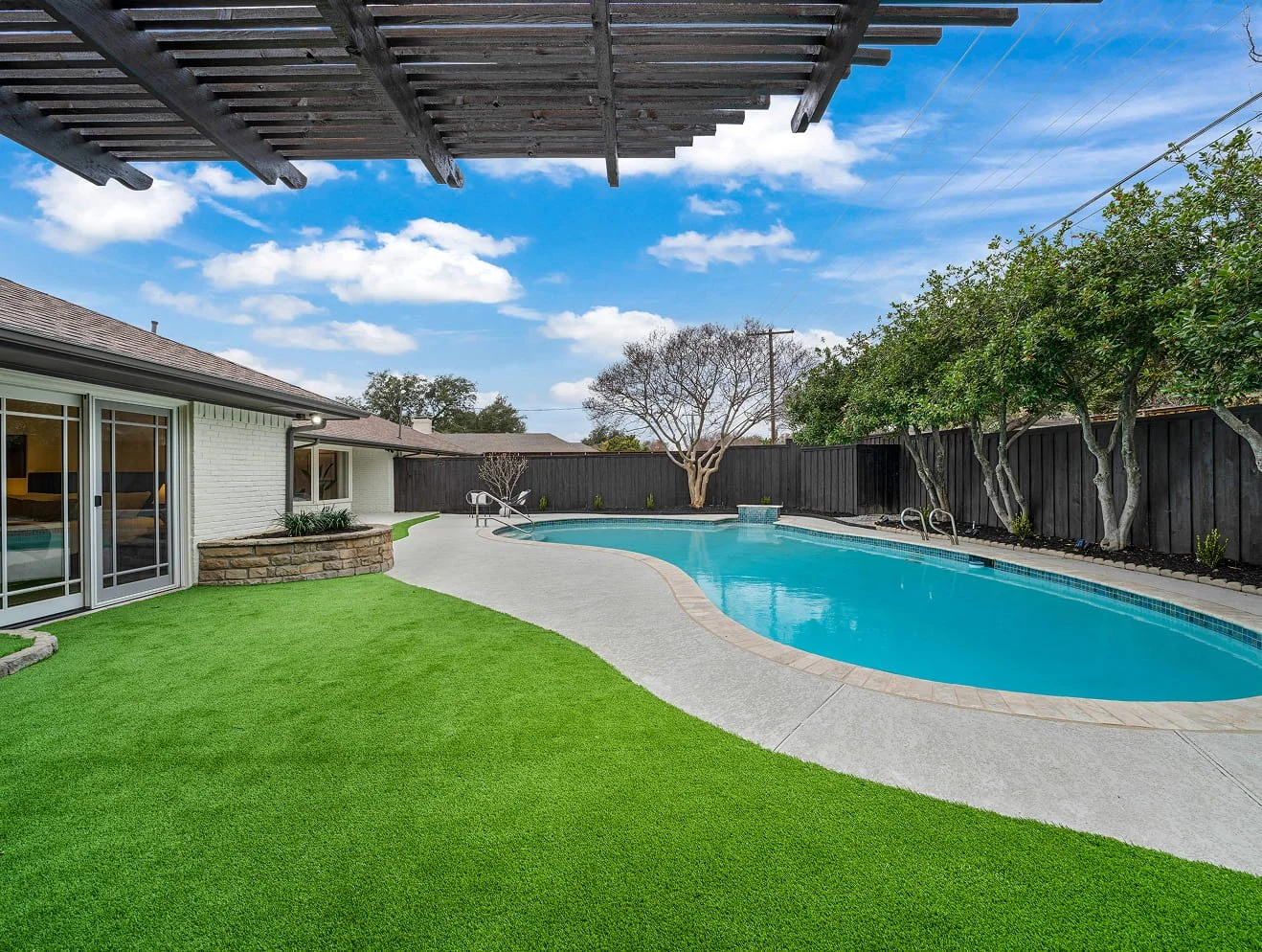 full-home_1.jpg