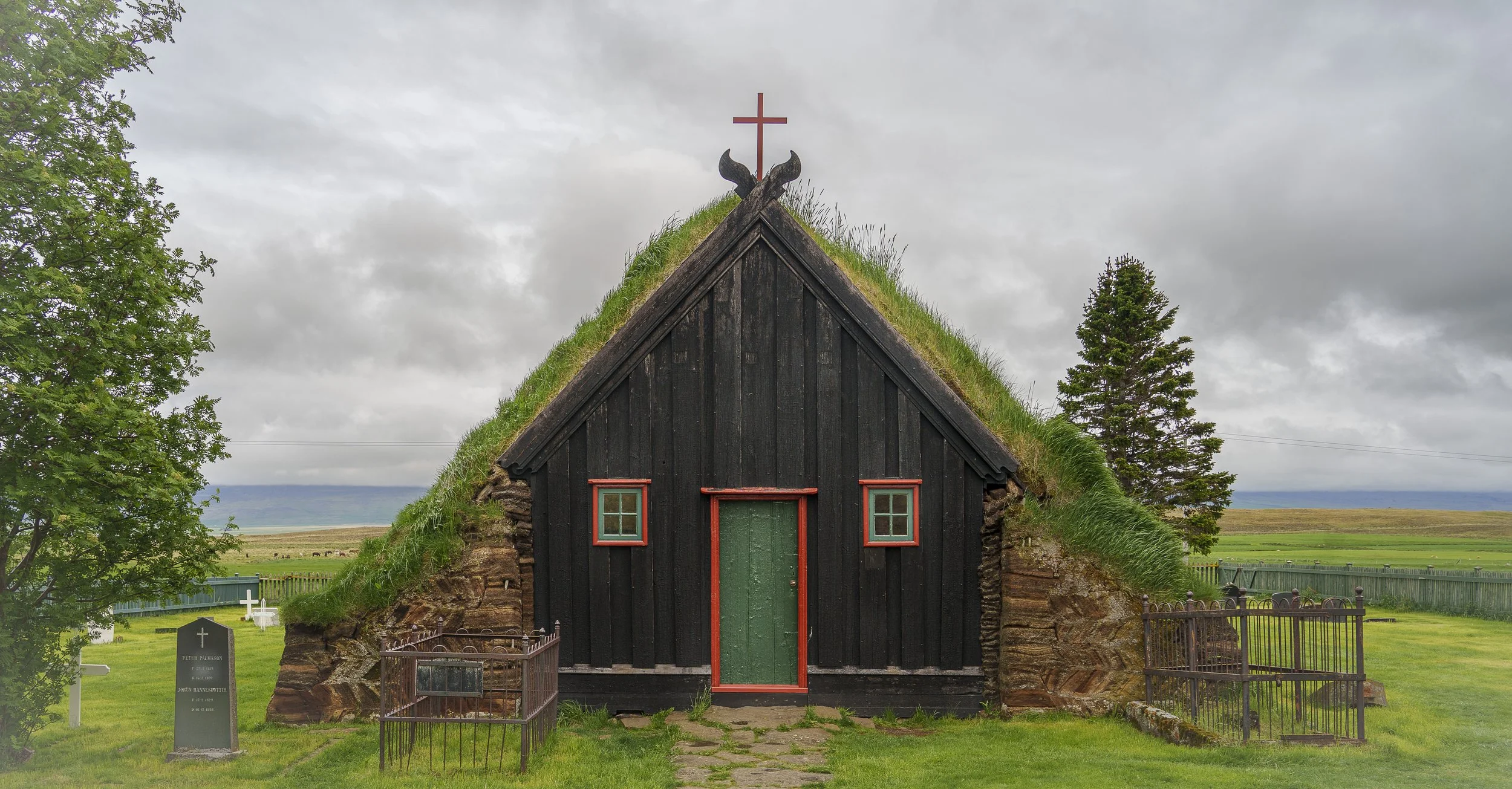 ENCOUNTERS: Black Church with Turf Roof | Iceland