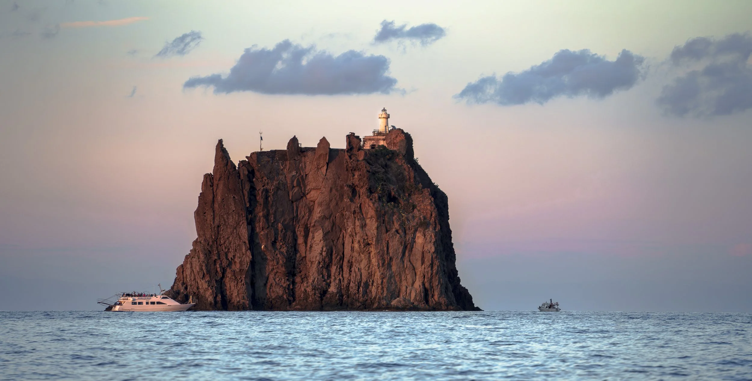STILLNESS:The Little Stromboli Lighthouse | Italy