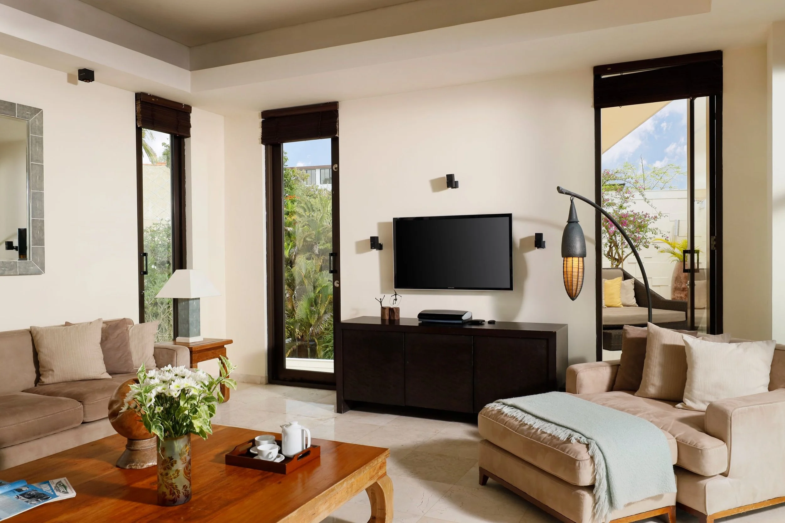 VillaJamalu_Bali_17_LivingSpace.jpg